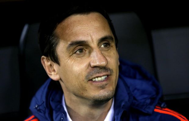 Гери Невил се не слаже са Фердинандом: На крају првак Премијер лиге мора да буде проглашен